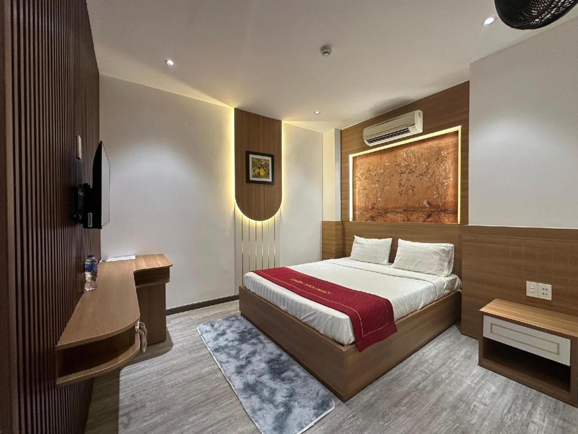 Thien Han Phat Hotel Дананг Екстериор снимка